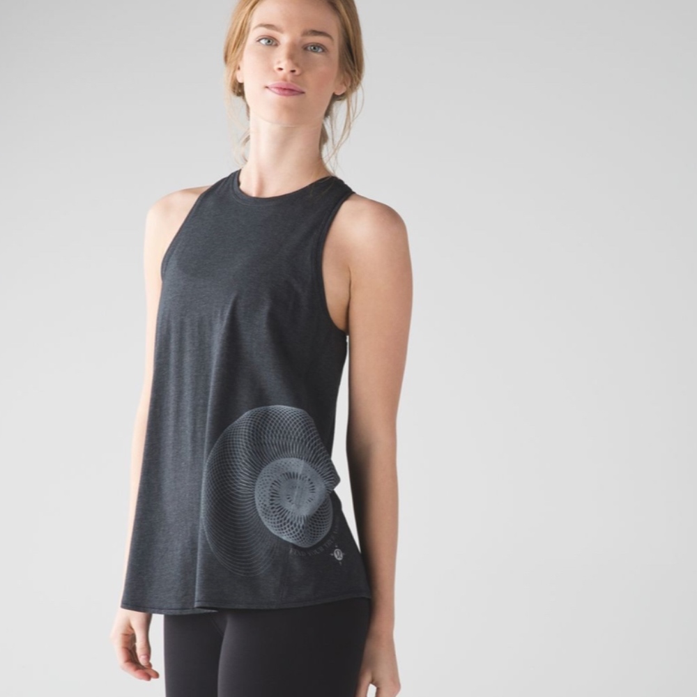 RARE Lululemon Nook Tank Wanderlust Collection